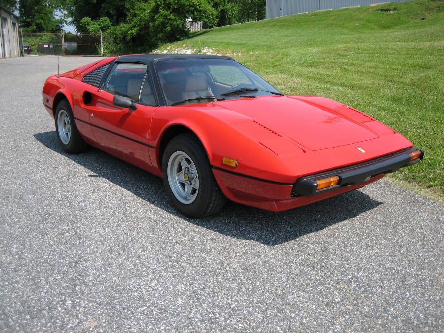  Ferrari 308 GTS 1978 года  (фото 1 из 10)